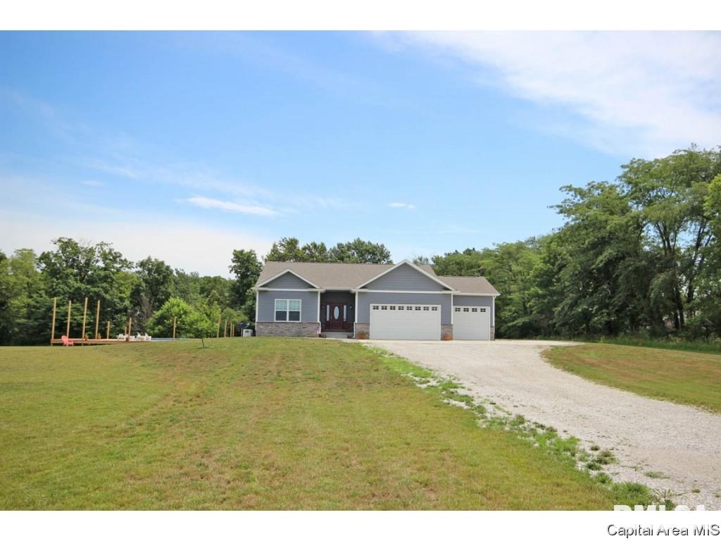 14230 Dixon Road Auburn, IL 62615 - Photo 3 of 36 Gallery Image 3