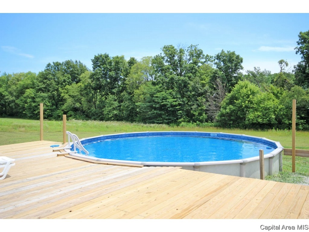 14230 Dixon Road Auburn, IL 62615 - Photo 31 of 36 Gallery Image 31