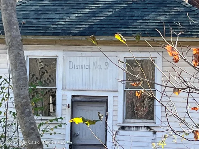 a view of outdoor space