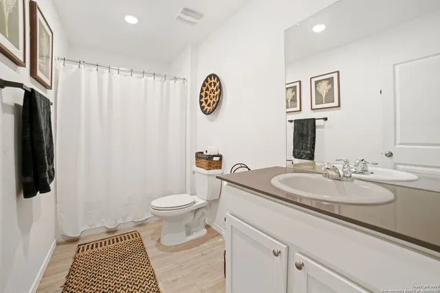 $1,600 | 5875 Coahulia Ridge, Seguin, TX 78155