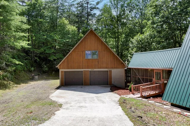 $375,000 | 263 Wells Road, Brasstown, NC 28902