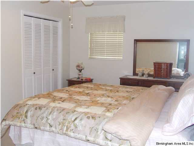 208 5th Way Pleasant Grove, AL 35127 - Photo 19 of 32
