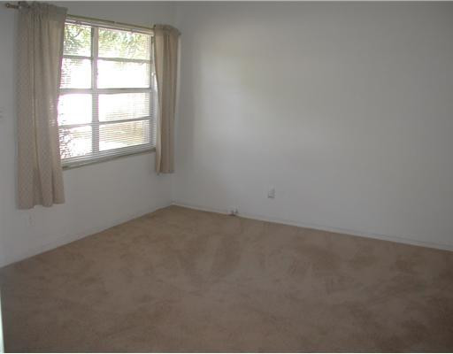 2204 Northwest 3rd Avenue Wilton Manors, FL 33311 - Photo 7 of 8 Exterior Front