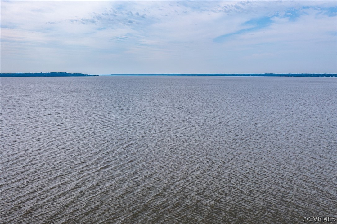 500 Accakeek Road Warsaw, VA 22572 - Photo 26 of 37 a view of an ocean beach