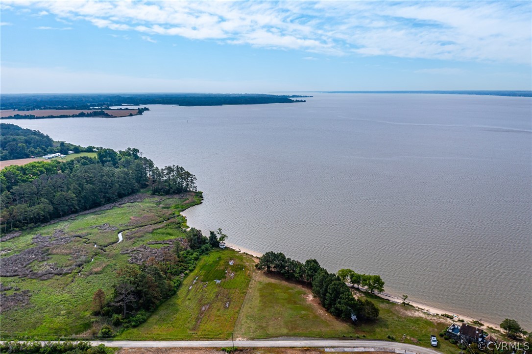 500 Accakeek Road Warsaw, VA 22572 - Photo 3 of 37 a view of a lake