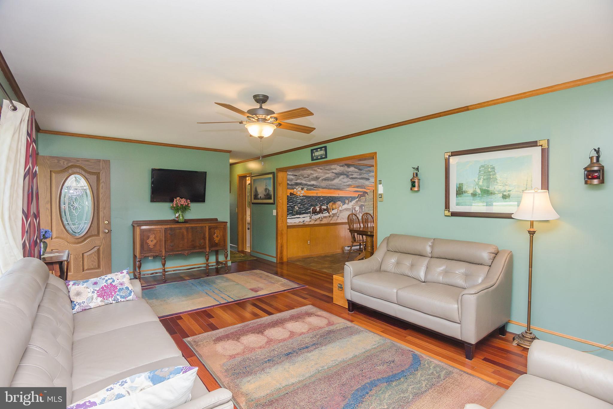 6830 McCabes Corner Road Snow Hill, MD 21863 - Photo 18 of 49 Living room