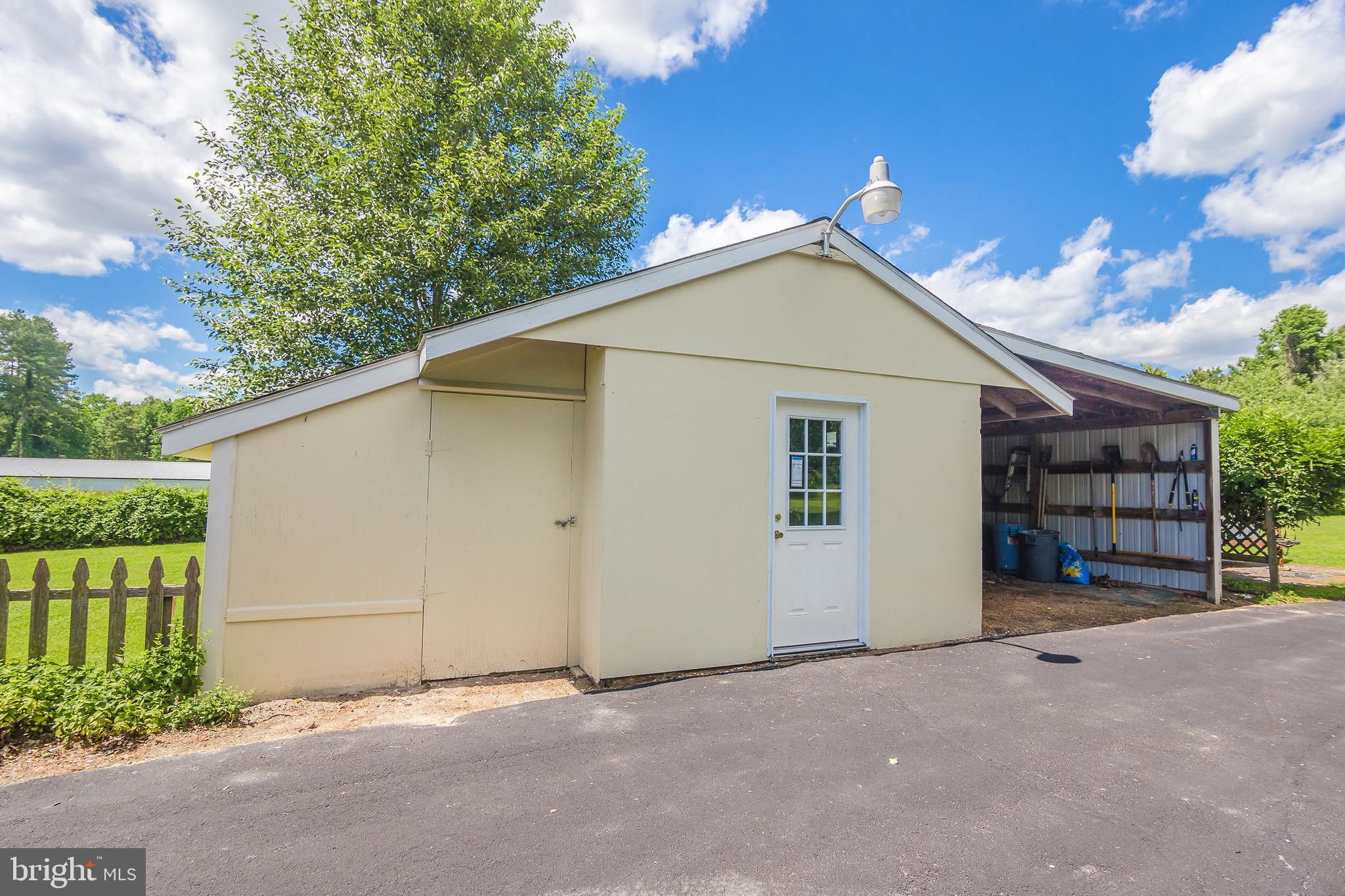 6830 McCabes Corner Road Snow Hill, MD 21863 - Photo 40 of 49 Wood shop with garden shed