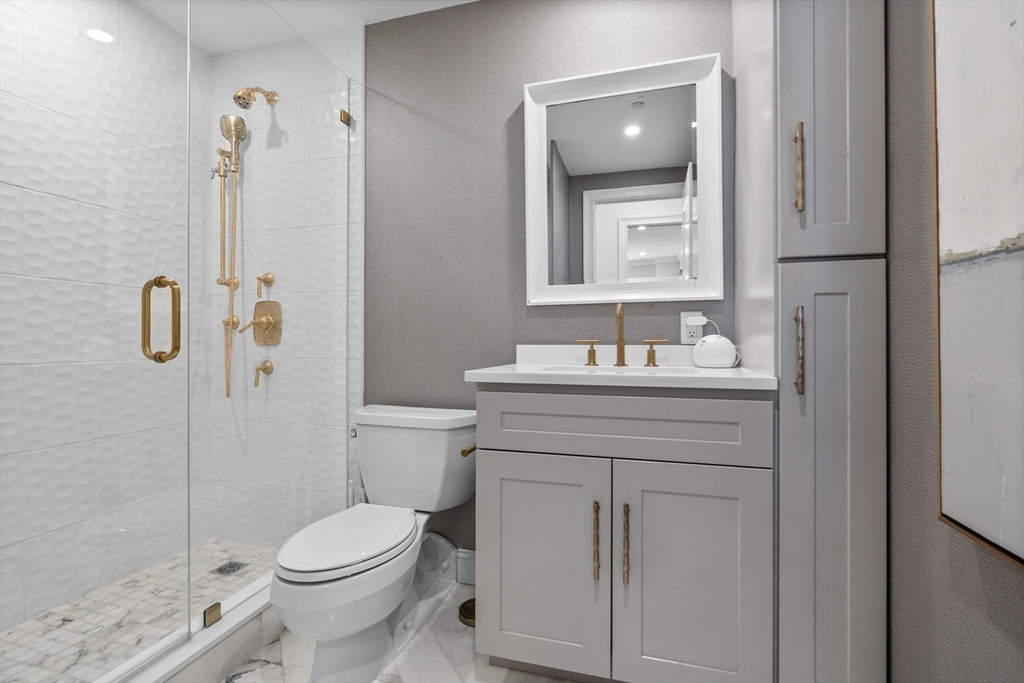 75 Clarendon Street, Unit 505 Boston, MA 02116 - Photo 9 of 14