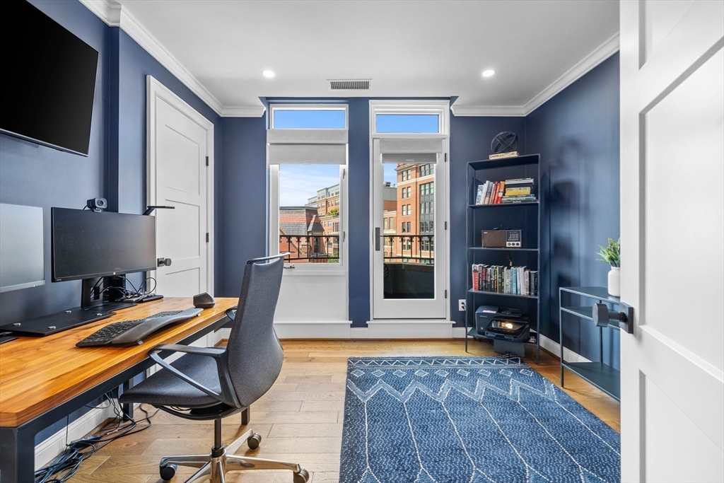 75 Clarendon Street, Unit 505 Boston, MA 02116 - Photo 10 of 14