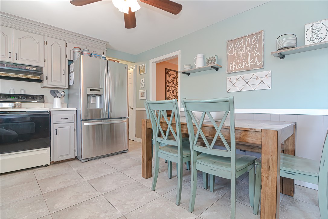 121 West Blue Ridge Road Cranston, RI 02920 - Photo 18 of 46 Gallery Image 18
