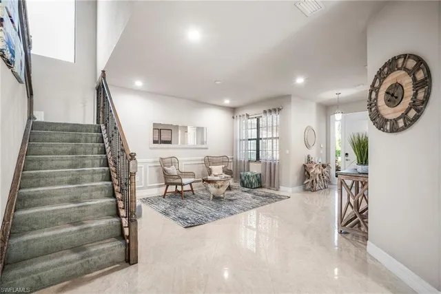 a view of entryway and hall