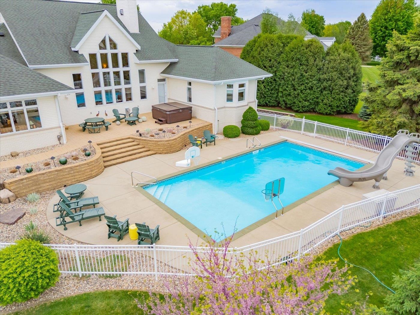 5571 Surrey Lane Waunakee, WI 53597 - Photo 65 of 90