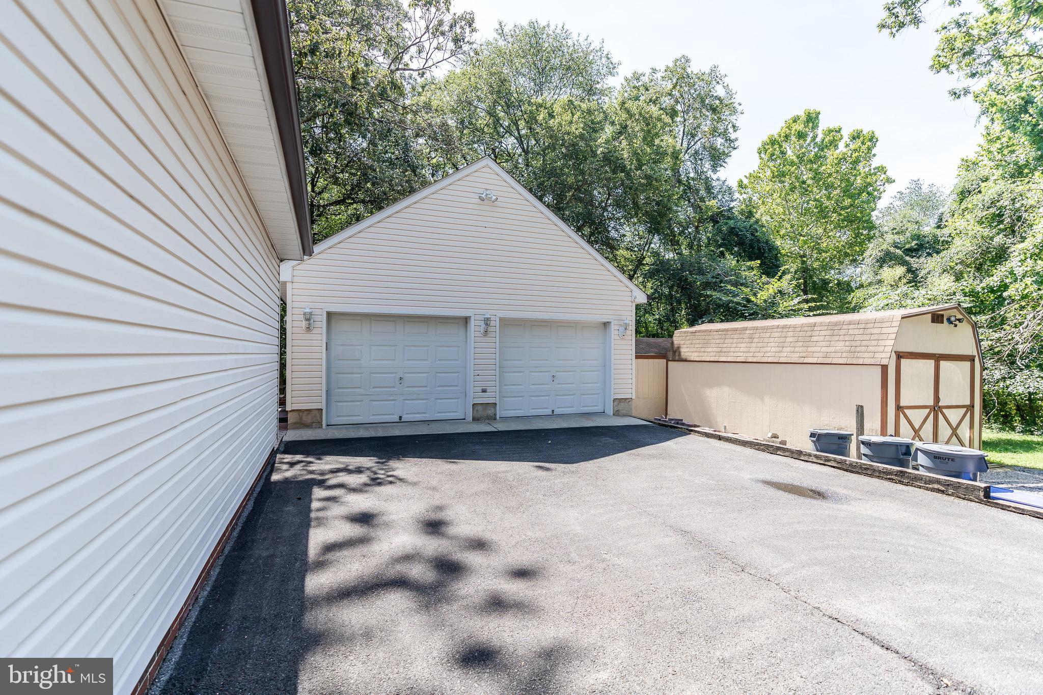 8227 Quarterfield Road Severn, MD 21144 - Photo 5 of 66
