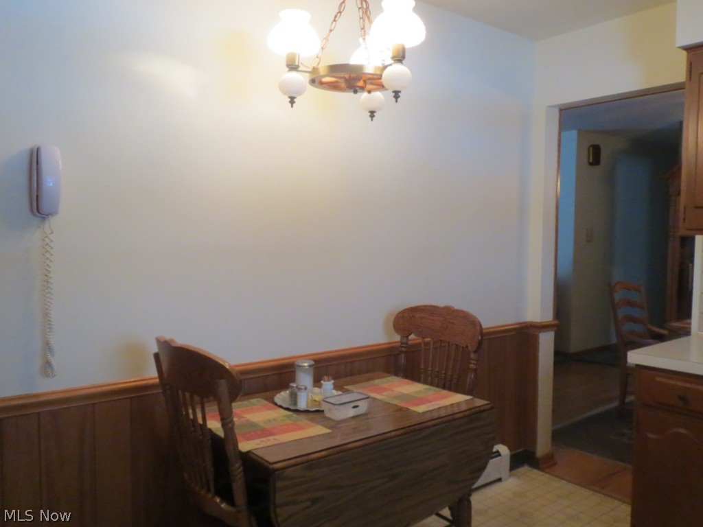 1204 Oak Tree Road Akron, OH 44320 - Photo 19 of 25
