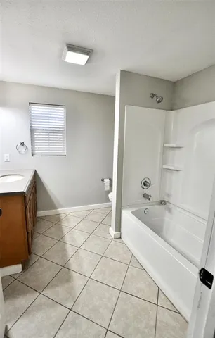 $1,350 | 814 West Ball Street, Weatherford, TX 76086