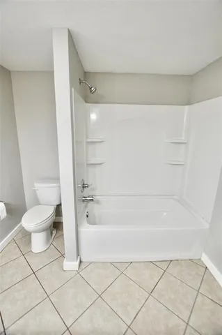 $1,350 | 814 West Ball Street, Weatherford, TX 76086