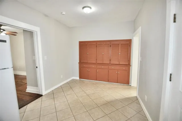 $1,350 | 814 West Ball Street, Weatherford, TX 76086