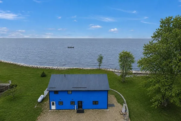 $424,900 | 6924 County Road Y, Oconto, WI 54153