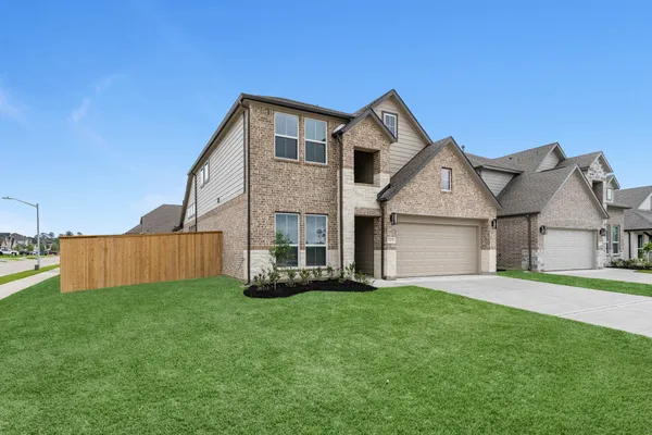 $370,990 | 1703 Pecan Woods Lane, Conroe, TX 77301