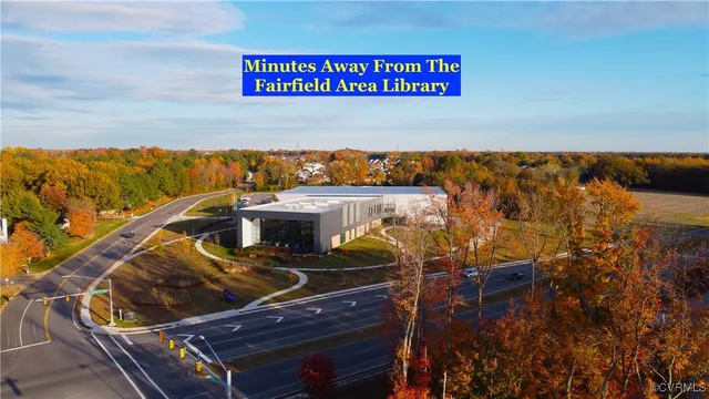 a view of an outdoor space