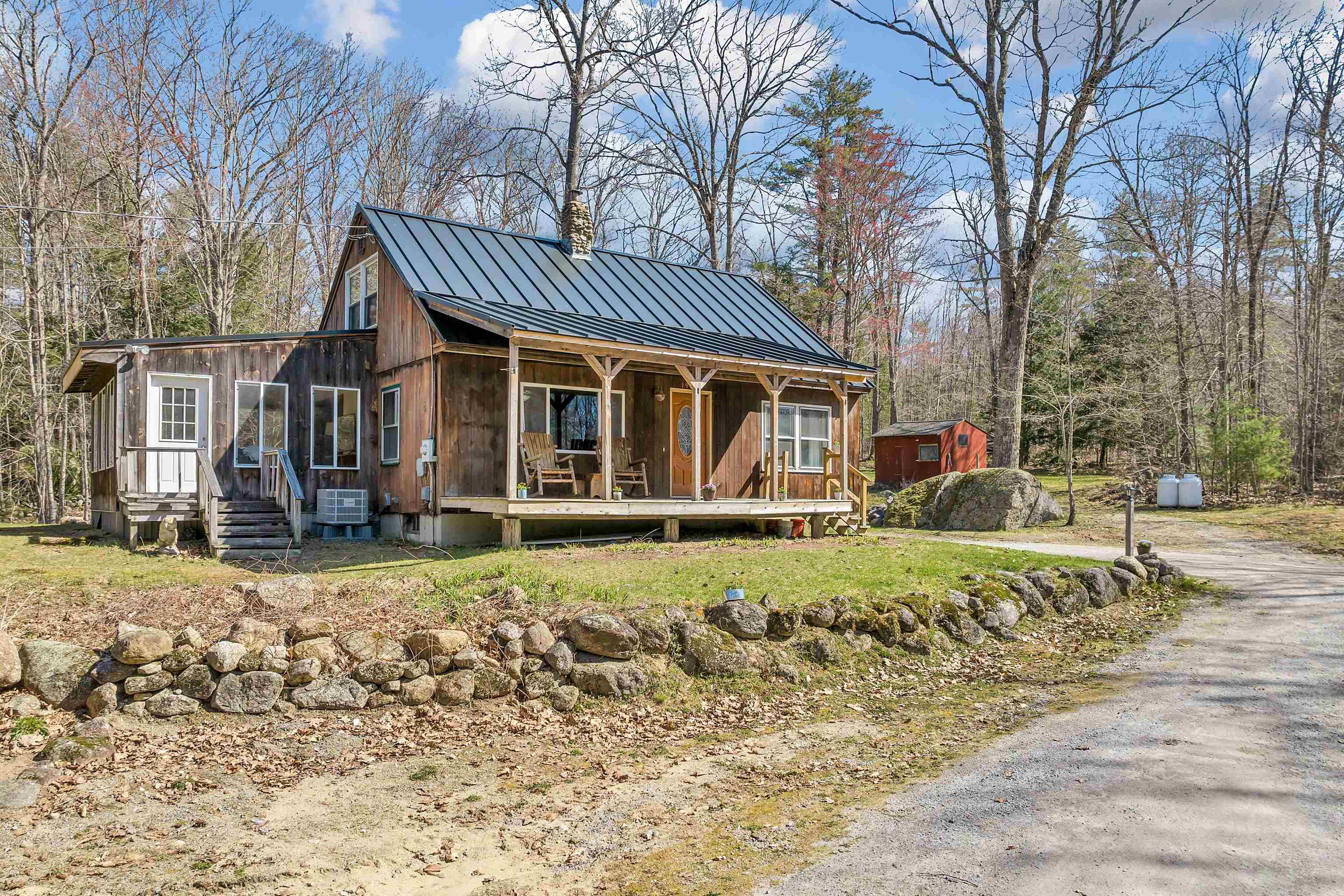 595 Beard Road Hillsborough, NH 03244 - Photo 2 of 34