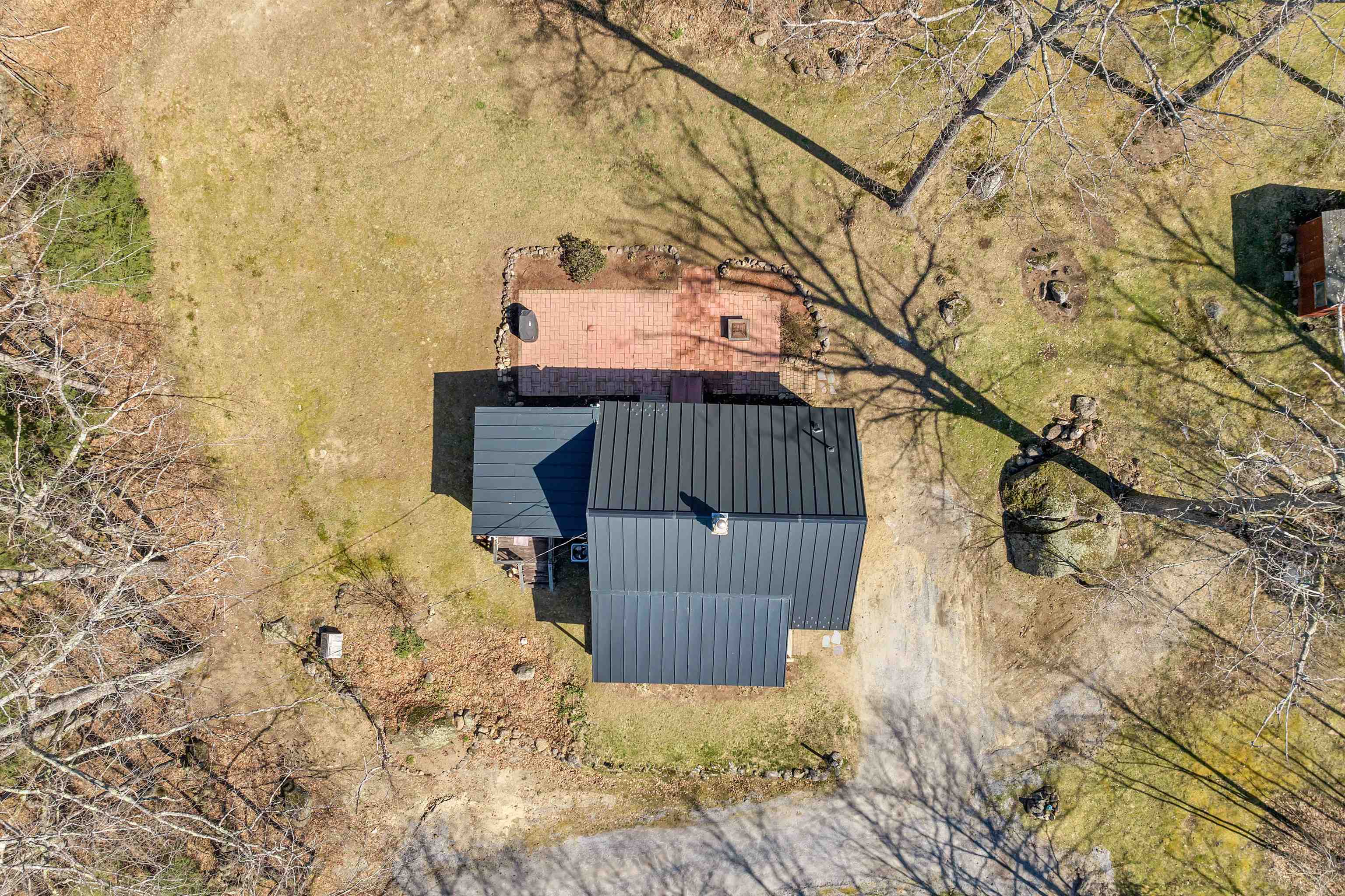 595 Beard Road Hillsborough, NH 03244 - Photo 30 of 34