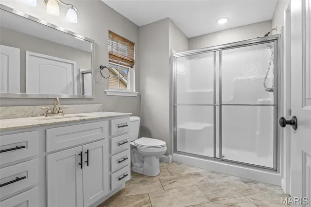 $299,900 | 1750 Lakeshore Drive, Farmington, MO 63640