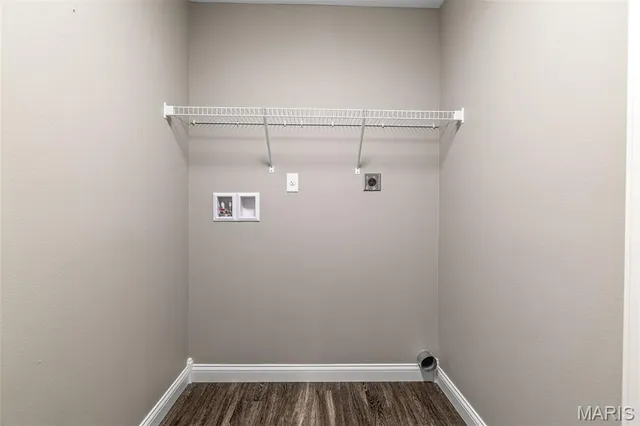 $299,900 | 1750 Lakeshore Drive, Farmington, MO 63640