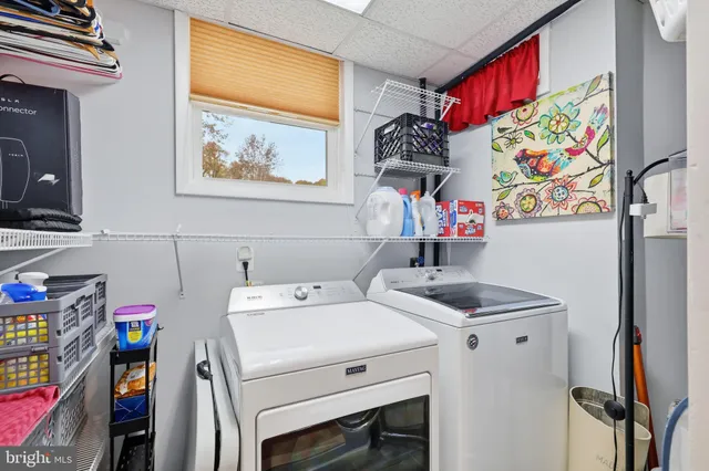 $3,400 | 7137 Murray Lane, Annandale, VA 22003