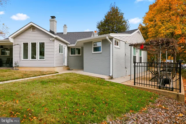 $3,400 | 7137 Murray Lane, Annandale, VA 22003