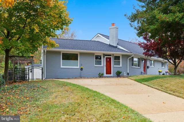 $3,400 | 7137 Murray Lane, Annandale, VA 22003