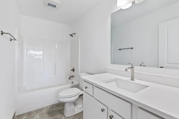 $318,100 | 2577 East Valley Road, Adrian, MI 49221