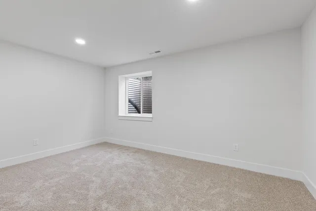 $319,000 | 2577 East Valley Road, Adrian, MI 49221