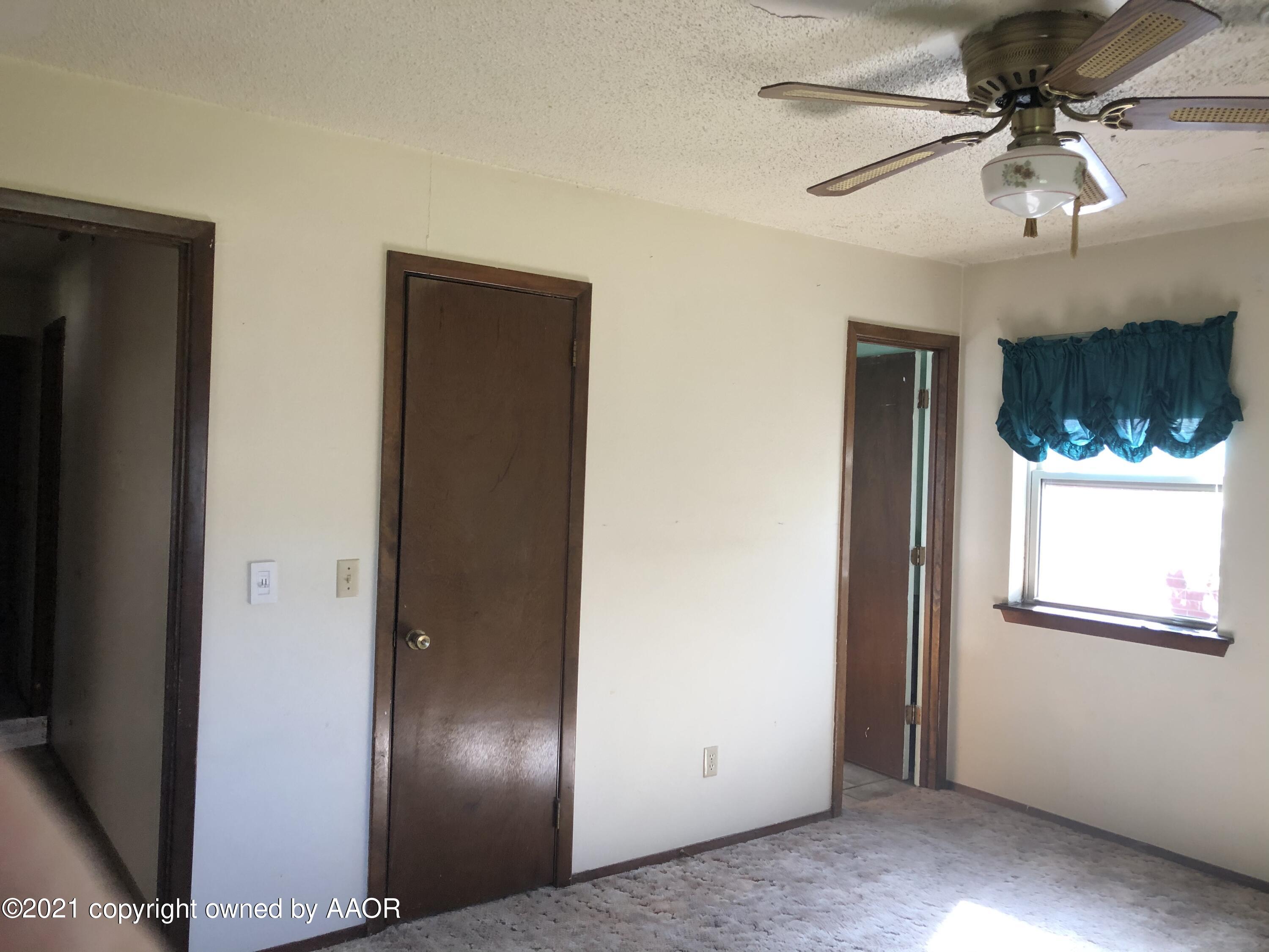 5216 South Fannin Street Amarillo, TX 79110 - Photo 13 of 17 5216 S FANNIN