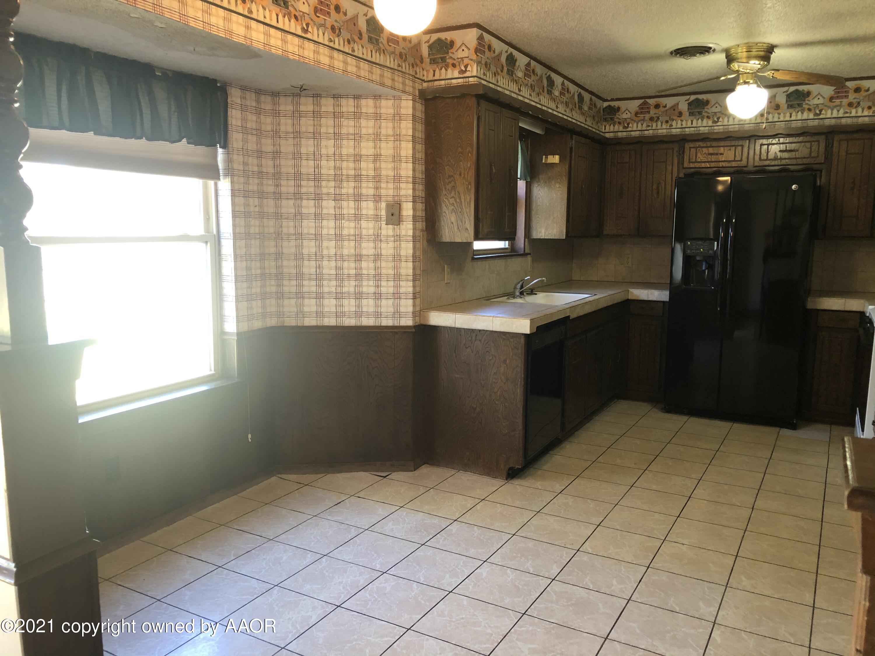 5216 South Fannin Street Amarillo, TX 79110 - Photo 7 of 17 5216 S FANNIN