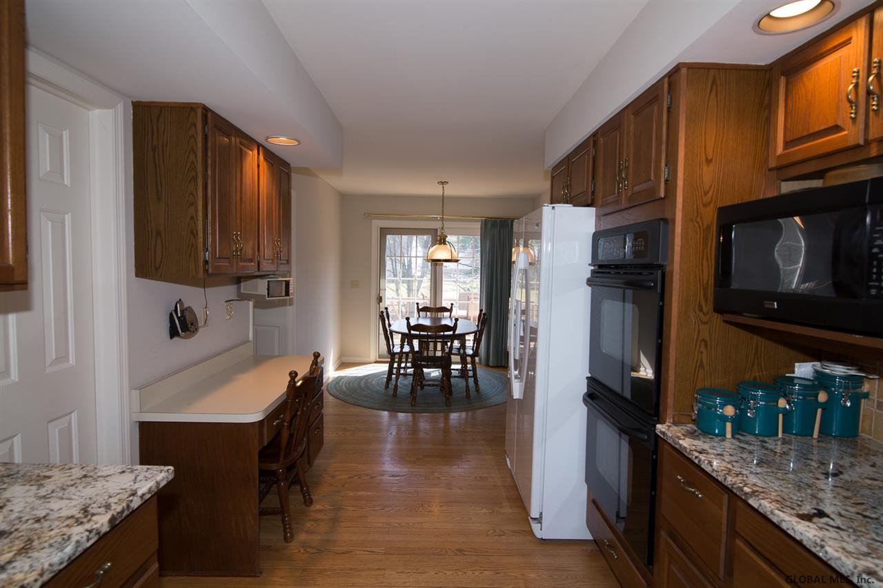 142 Darroch Road Bethlehem, NY 12054 - Photo 10 of 25 Photo 10