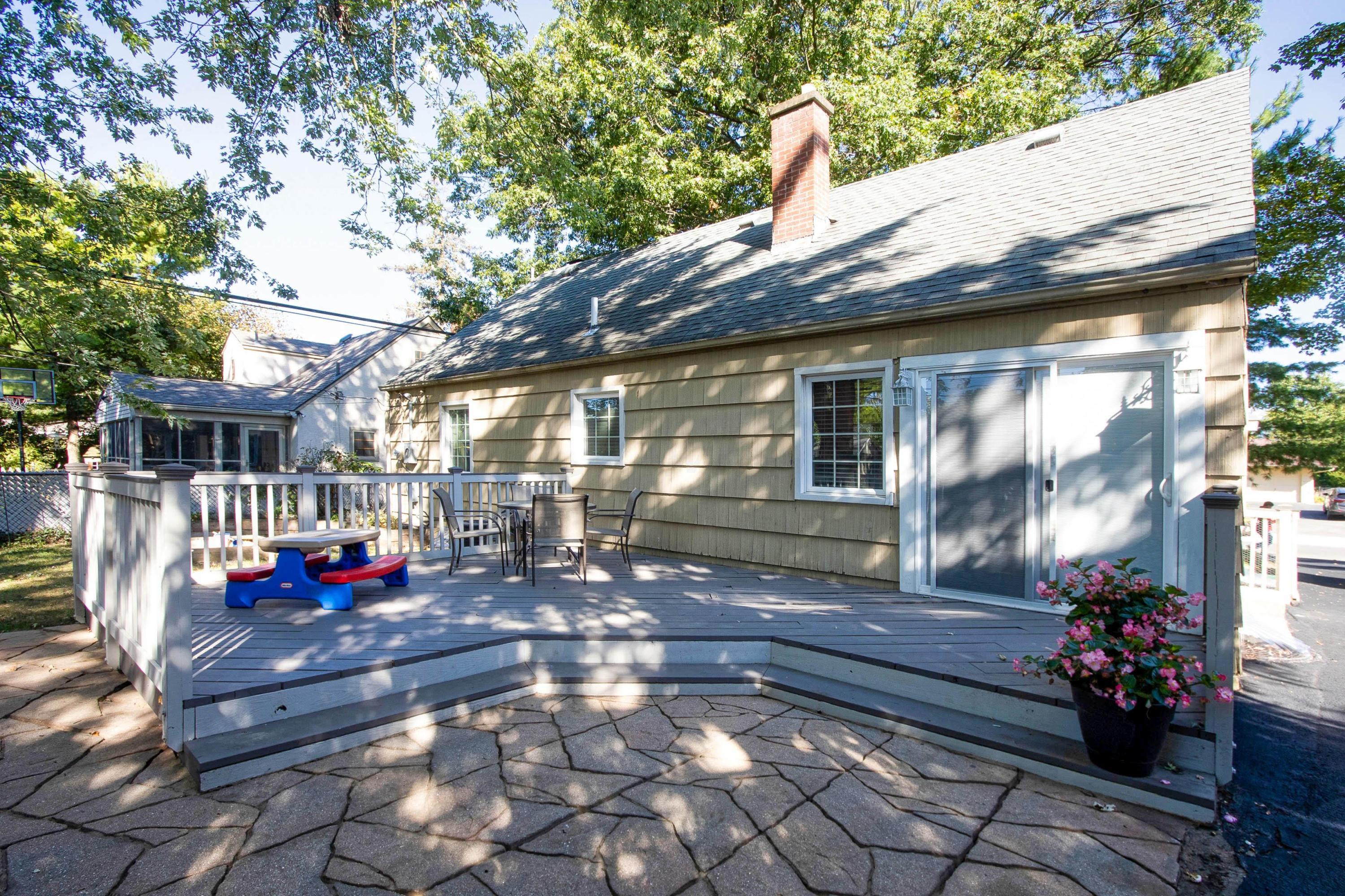 2079 Milden Road Columbus, OH 43221 - Photo 8 of 43