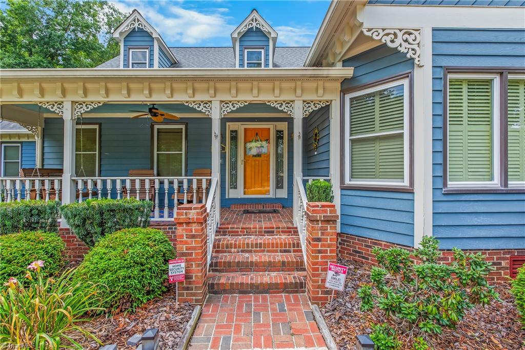 4112 St Johns Street High Point, NC 27265 - Photo 4 of 44