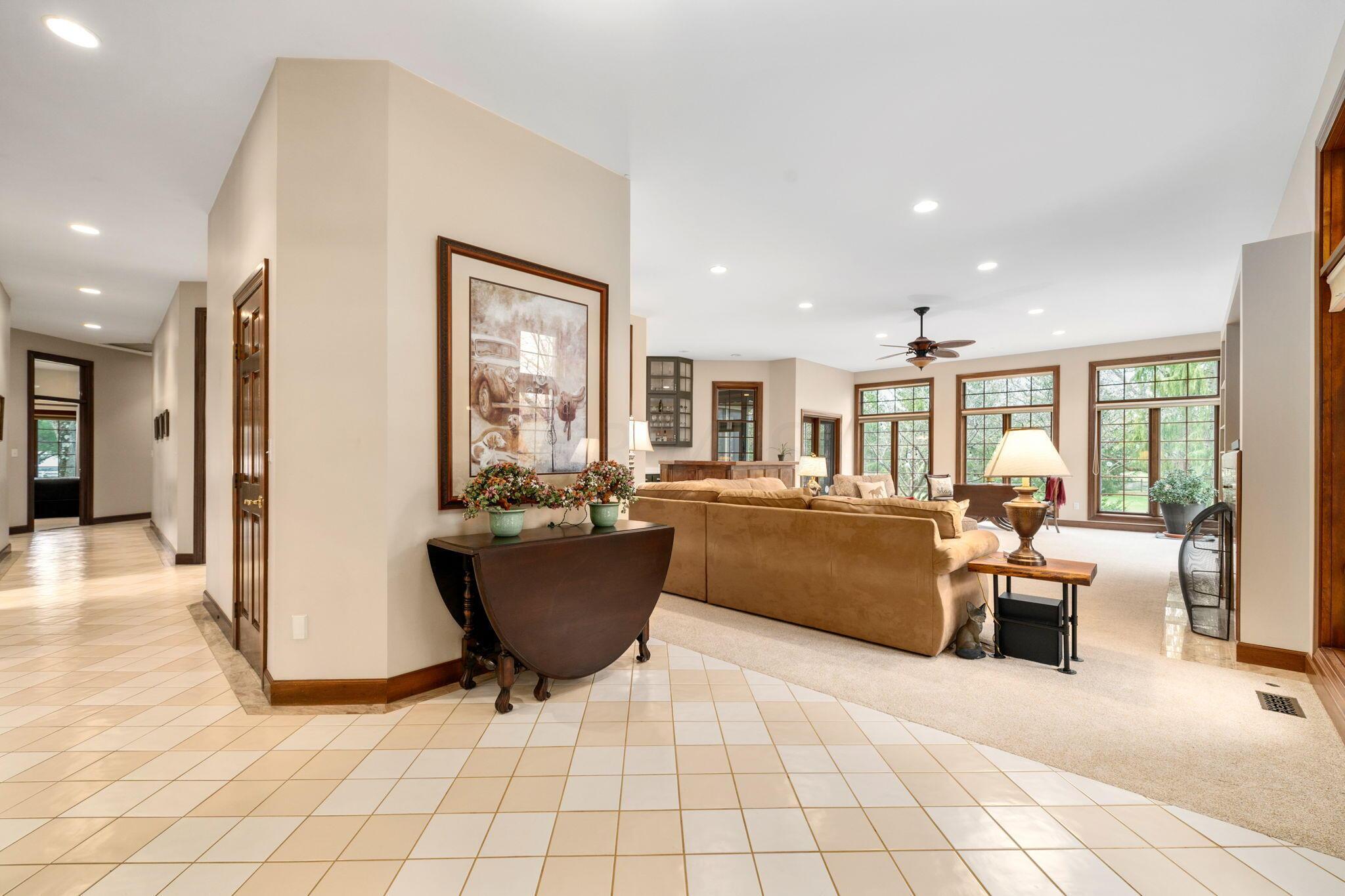 3450 Mann Road Blacklick, OH 43004 - Photo 10 of 134 Great Room