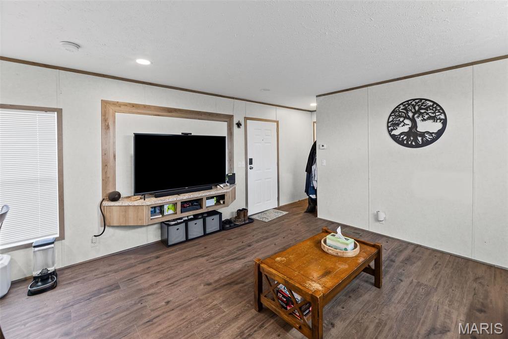 21315 North Emerald Road Carlyle, IL 62231 - Photo 12 of 39