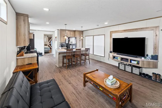 $140,000 | 21315 North Emerald Road, Carlyle, IL 62231