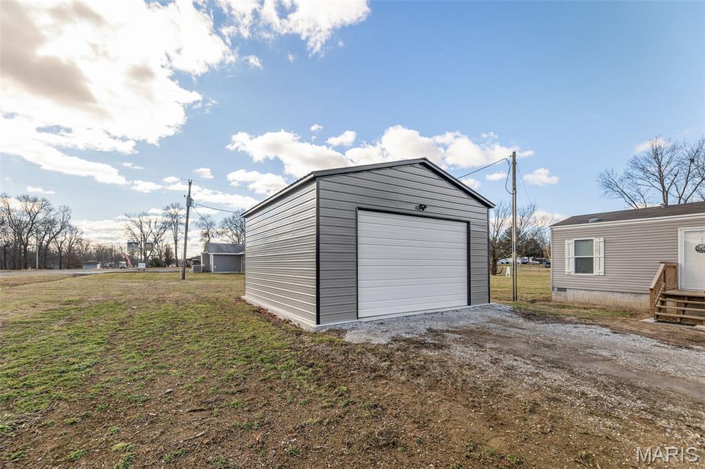 21315 North Emerald Road Carlyle, IL 62231 - Photo 27 of 39