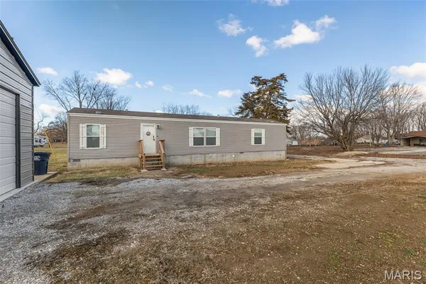 $125,000 | 21315 North Emerald Road, Carlyle, IL 62231