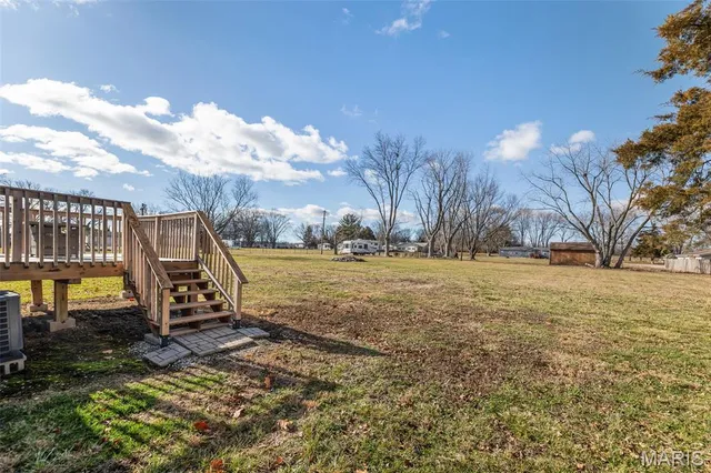 $140,000 | 21315 North Emerald Road, Carlyle, IL 62231