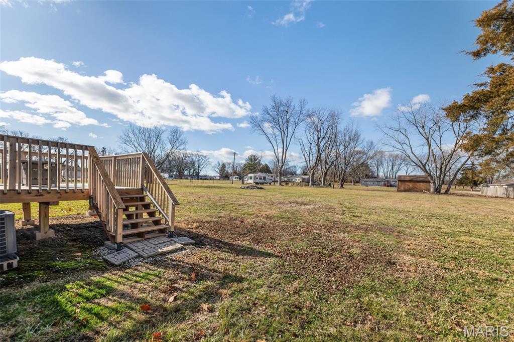 21315 North Emerald Road Carlyle, IL 62231 - Photo 5 of 39