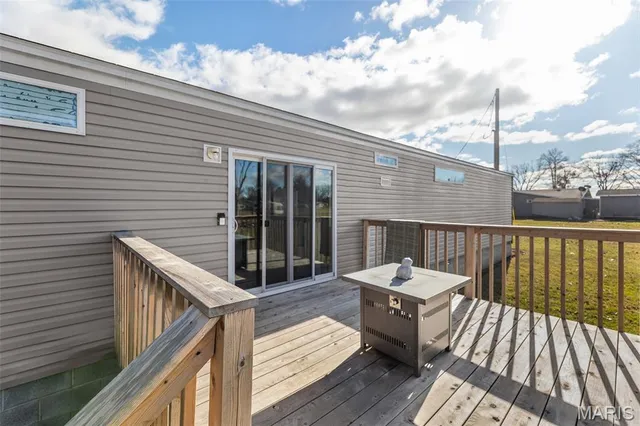 $140,000 | 21315 North Emerald Road, Carlyle, IL 62231