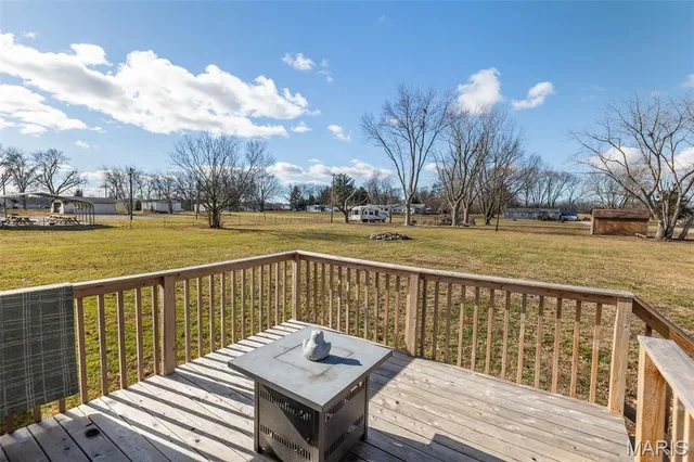 $140,000 | 21315 North Emerald Road, Carlyle, IL 62231