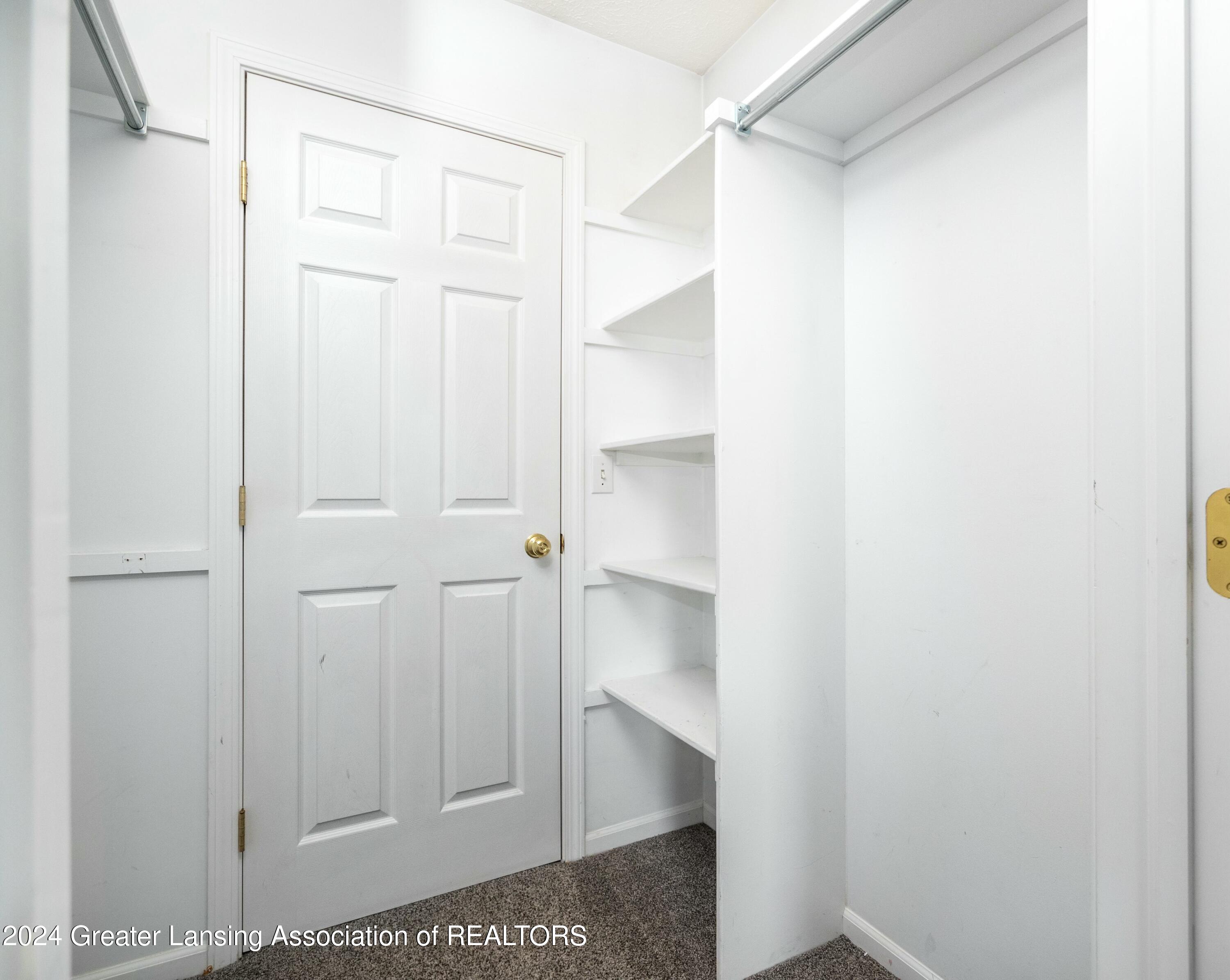 5850 Rothesay Road Lansing, MI 48911 - Photo 19 of 25 tempImageYL3OGp