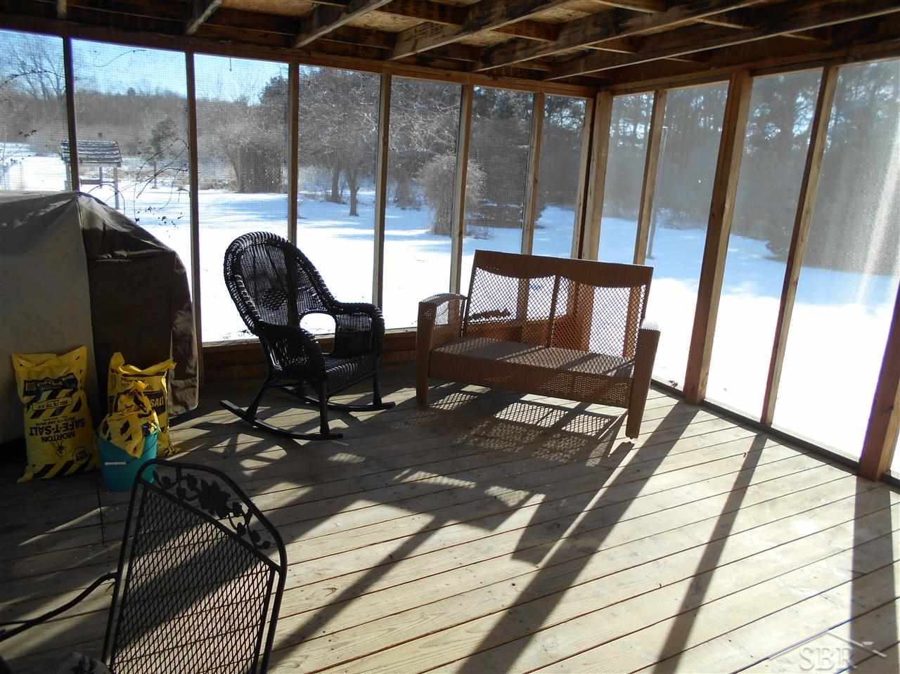 4262 Fehn Road Hemlock, MI 48626 - Photo 14 of 22 31228014-13.JPG