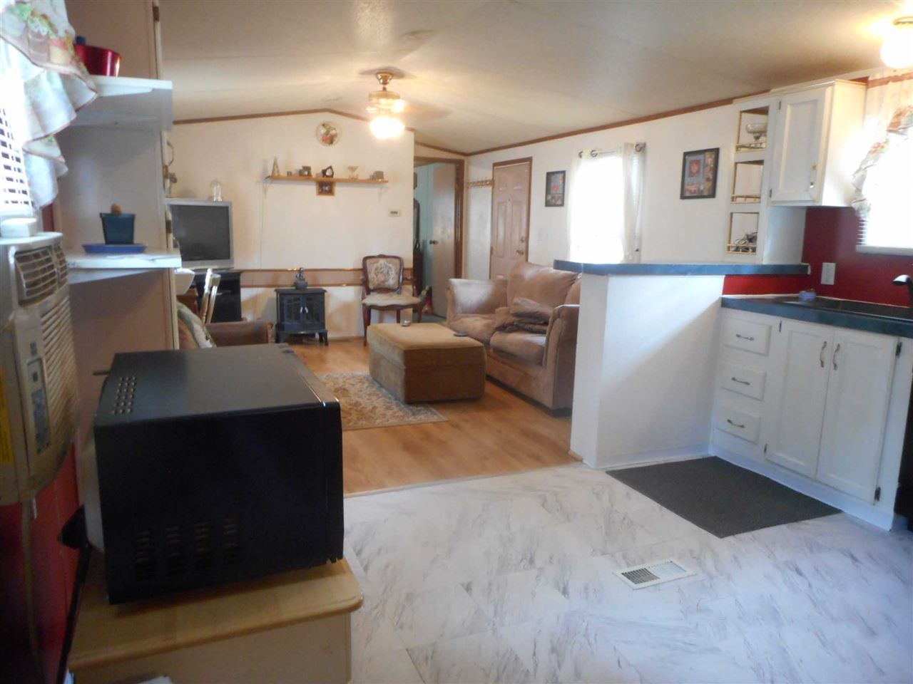 139 Rockingham Road, Unit 8 Derry, NH 03038 - Photo 2 of 14